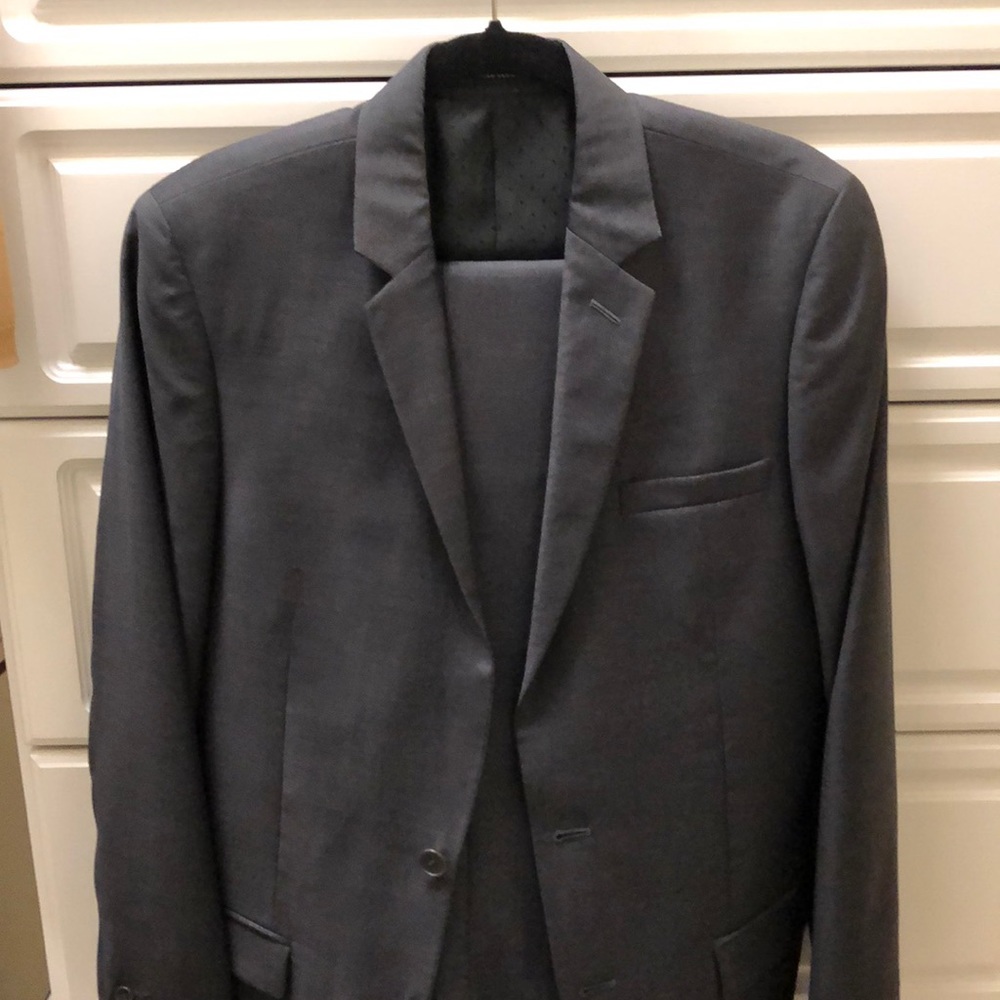 Giovani Italian Men’s Suit 40R 33 x30 NEW Charcoal
